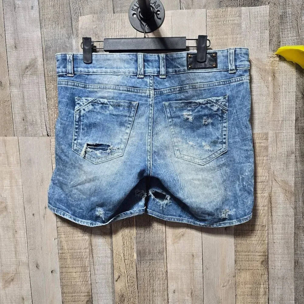 Buckle Fit No. 256 Boyfriend Stretch Denim Jean Shorts 28 Distressed Ripped